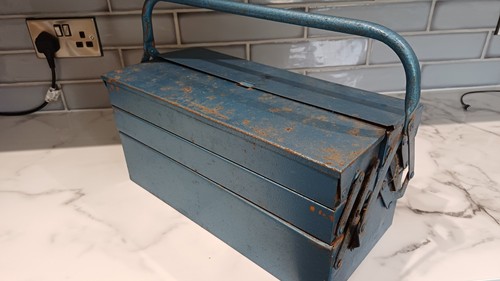 Vintage large blue metal - large,