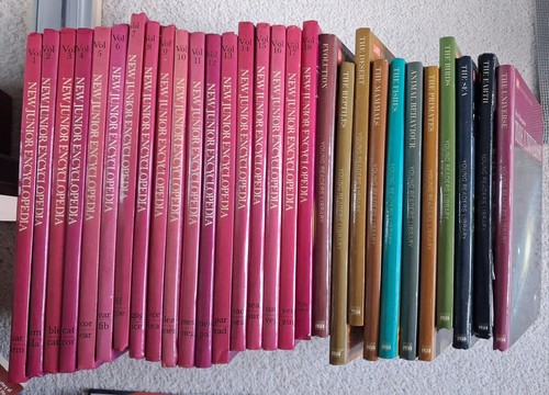 New junior encyclopaedia - new,