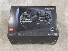 Lego Set 76252 The Batcave