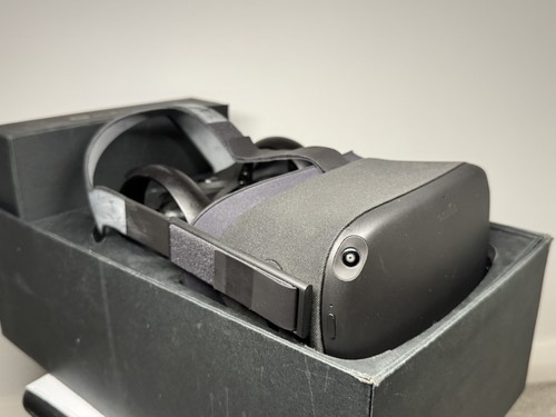 Oculus quest virtual reality - virtual,