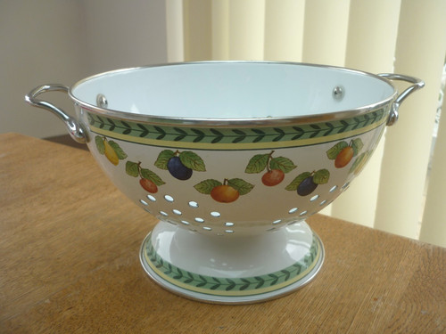 Vintage villeroy boch enamel - &,