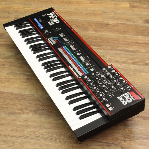 Roland pg 200 used - +,
