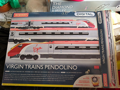Hornby virgin trains - virgin,
