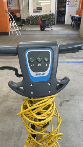 Oscillating floor cleaning - oscillating,