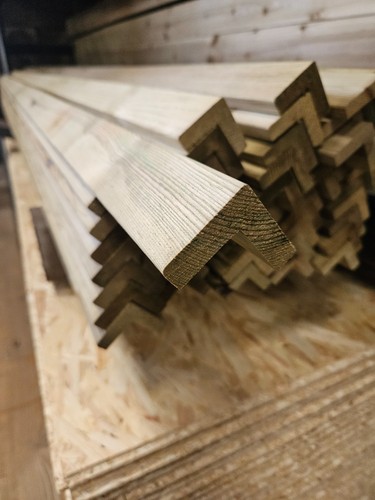 Pine corner trim - pine,