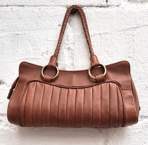 River island dainty - island,