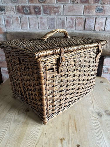 Vintage wicker fishing basket - vintage,