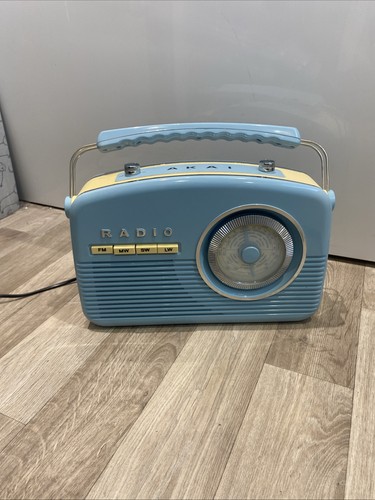 Akai retro portable - portable, radio