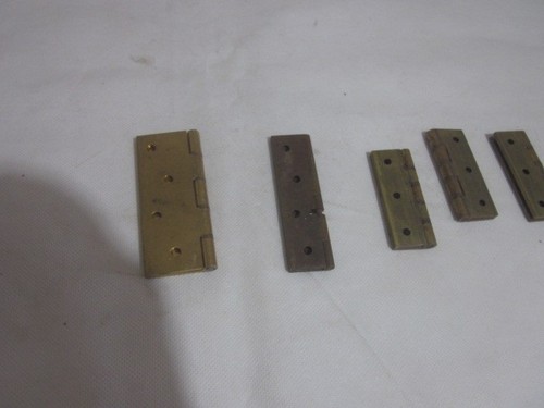 Various sizes door hinges - various,