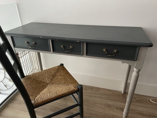 Laura ashley table desk - laura,