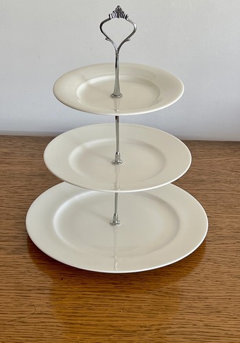 Classic white tier - classic,