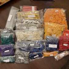 Large Lot Of K’NEX Building Pieces - Approximately 2000 Pieces