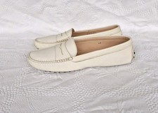 Tod's Women's City Gommino Driving Shoes Ivory Leather. Size UK 7, EU 40, US 10.