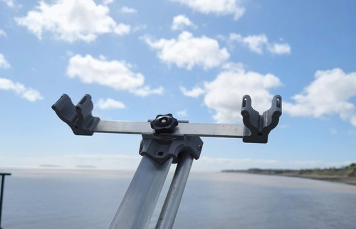 Sea fishing tripod - , rod