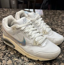 Size 9 - Women’s Nike Air