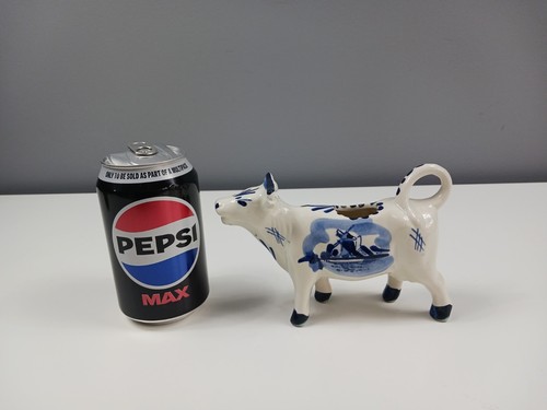 Delft blue and white cow - white,