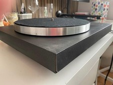 Linn BASIK Turntable with AKITO Arm and goldring 1012gx Caetridge