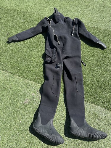 Hooded black immersion - immersion, suit