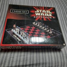 Retro STAR WARS Chess Set