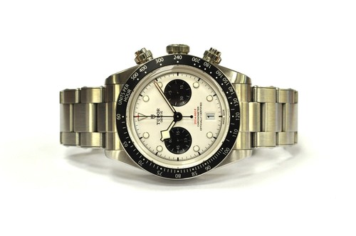 Tudor black bay chrono - black,