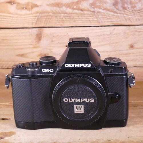 Used olympus m5 black - used, om-d