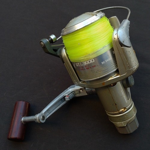 Japanese spinning reel - reel, shimano