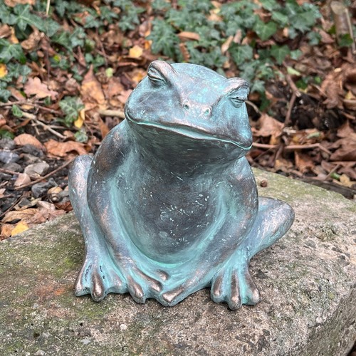 Garden ornaments and - ornaments, statues