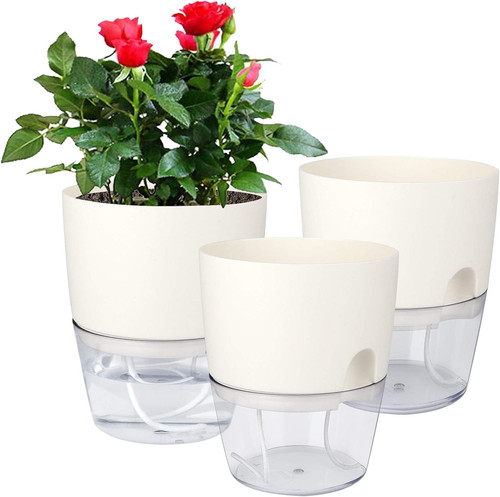 Self watering planter - watering, 6