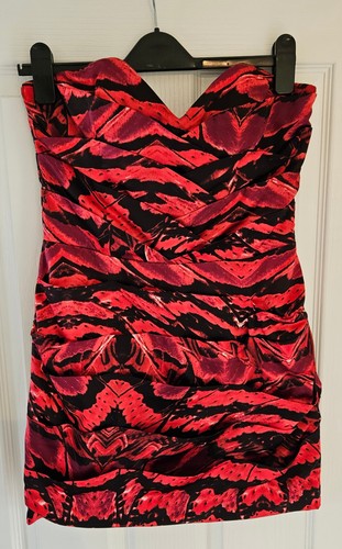 Lipsy london red black mini - london,