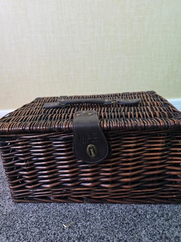 Dark brown wicker hamper - dark,