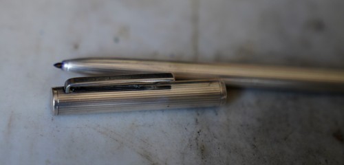 Magnificent dunhill roller - magnificent,