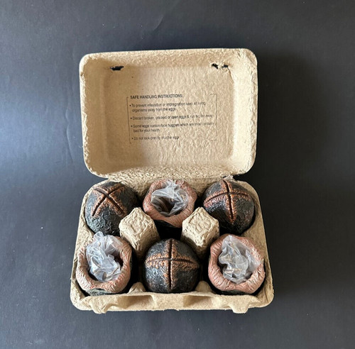 Alien eggs facehugger - eggs, neca