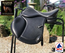 Easytrek PONY treeless saddles self adjusts from narrow - XXX wide Soft LEATHER
