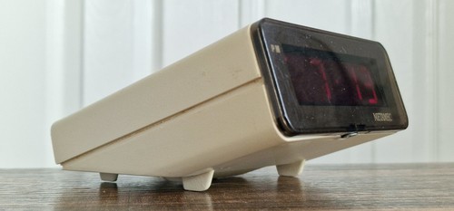 Metamec electronic alarm - electronic, clock