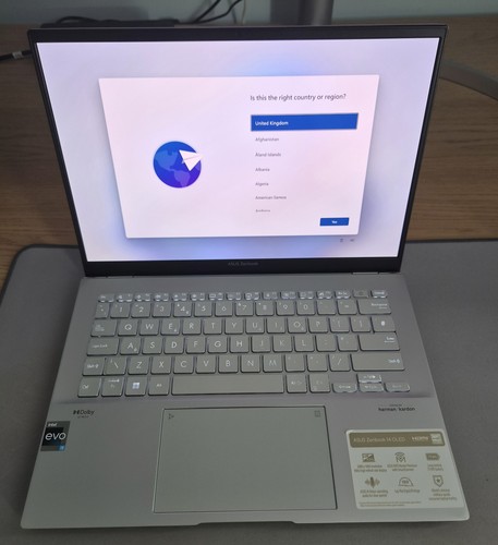 Asus zenbook oled - asus,