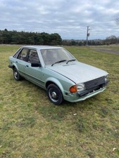 Ford Escort Mk3 breaking