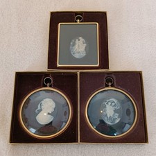 The Miniature World of Peter