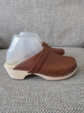 Lotta's Of Stockholm Brown