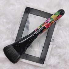 Mac Fruity Juicy Collection Limited Edtion 125SE powder blush contour brush