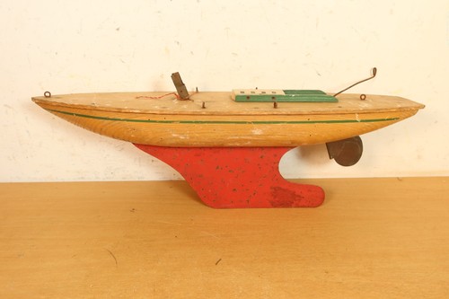 Vintage pond yacht - vintage,