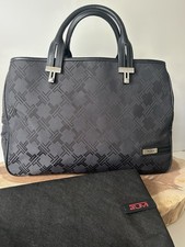 Tumi The Signature Collection Shoulder Bag Tote Black W/Dustbag