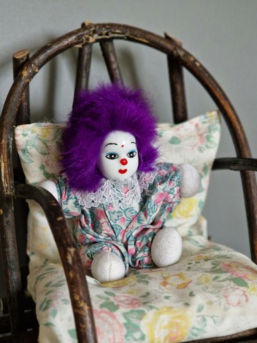 Haunted doll gigi adult - doll,