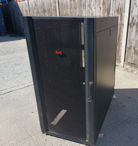 Apc ar3814 netshelter - apc, 24u