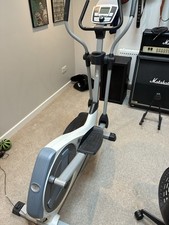 NordicTrack E4.2 Elliptical Cross Trainer