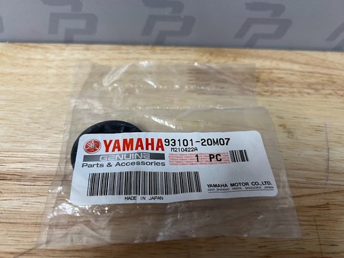 Genuine yamaha outboard motor - yamaha,
