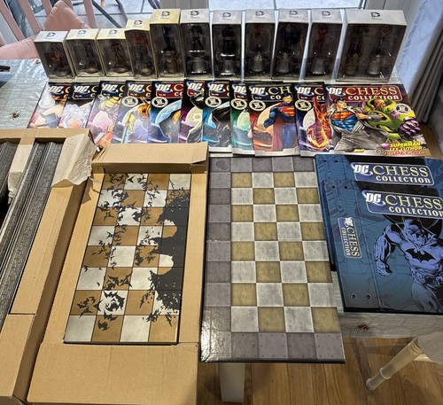 Eaglemoss comics chess set - dc,