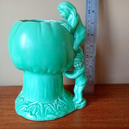 Vintage sylvac pixie vase - vintage,