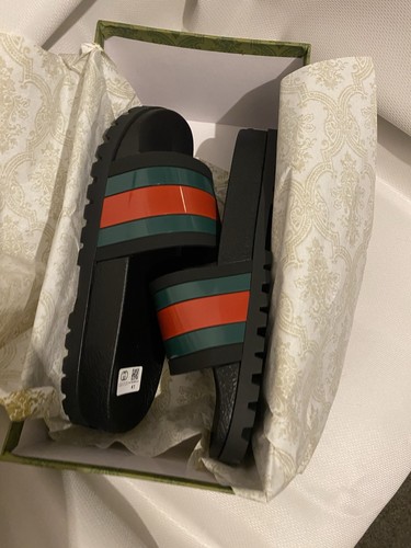 Gucci slide sandal green - gucci,