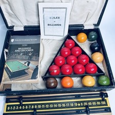 Vintage Snooker Billiards Set
