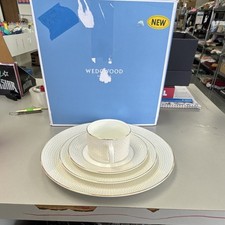 Wedgwood Gio Gold Bone China